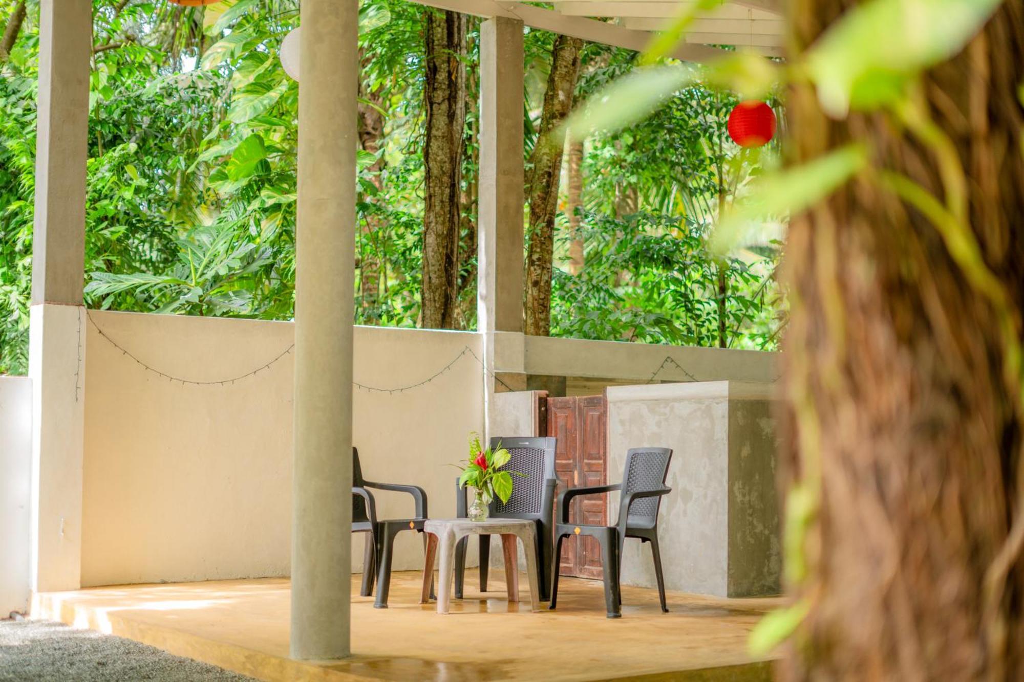Monkey Villa Hikkaduwa Exterior photo