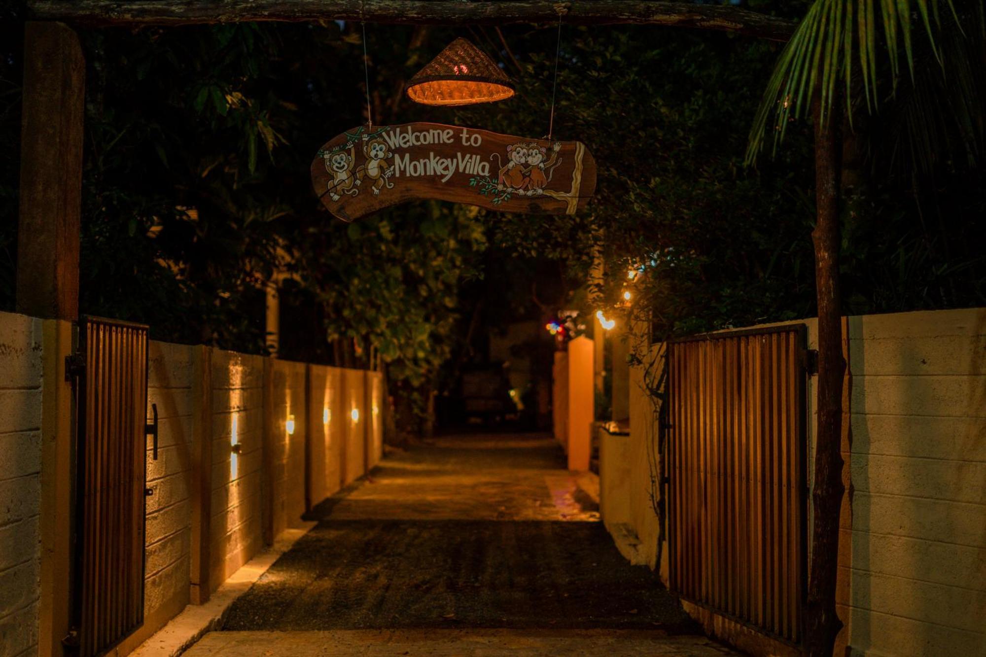 Monkey Villa Hikkaduwa Exterior photo